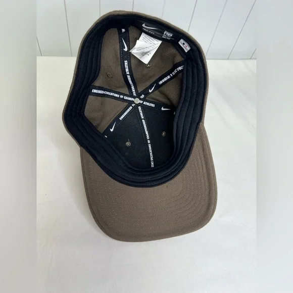 Nike - LA Dodgers Hat - Size M/L - Picture 6 of 7